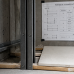 Plafond autoportant distance : rail et montants pour portée max DTU 25.41